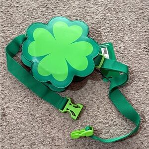 Tipsy Elves Green Shamrock Crossbody Bag